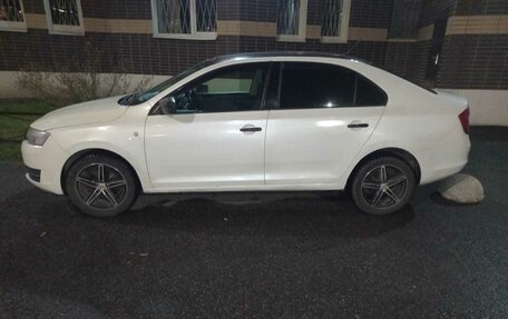 Skoda Rapid I, 2015 год, 400 000 рублей, 4 фотография