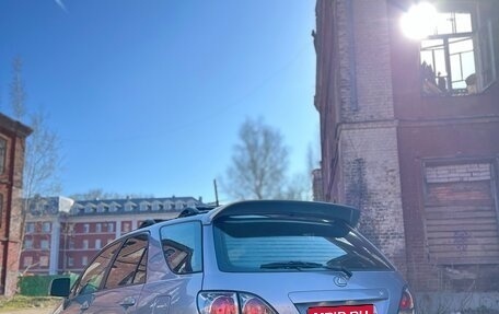 Lexus RX IV рестайлинг, 2002 год, 700 000 рублей, 4 фотография