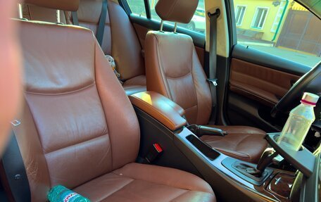 BMW 3 серия, 2005 год, 1 900 000 рублей, 15 фотография