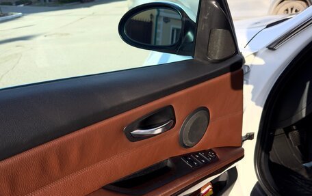 BMW 3 серия, 2005 год, 1 900 000 рублей, 18 фотография