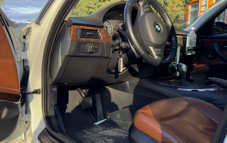 BMW 3 серия, 2005 год, 1 900 000 рублей, 17 фотография