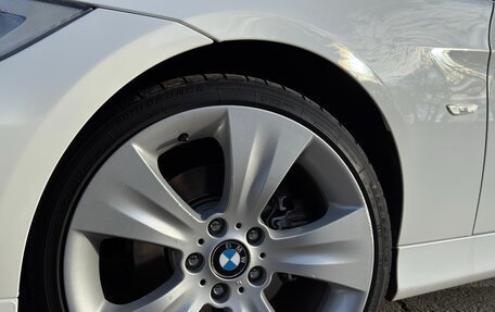 BMW 3 серия, 2005 год, 1 900 000 рублей, 28 фотография