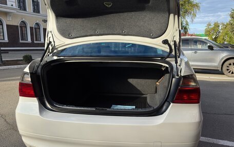 BMW 3 серия, 2005 год, 1 900 000 рублей, 34 фотография