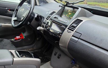 Toyota Prius, 2008 год, 577 000 рублей, 15 фотография