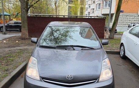 Toyota Prius, 2008 год, 577 000 рублей, 3 фотография