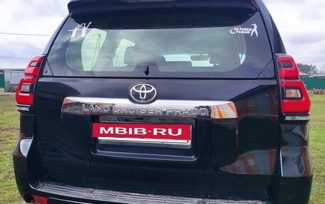 Toyota Land Cruiser Prado 150 рестайлинг 2, 2019 год, 4 500 000 рублей, 4 фотография