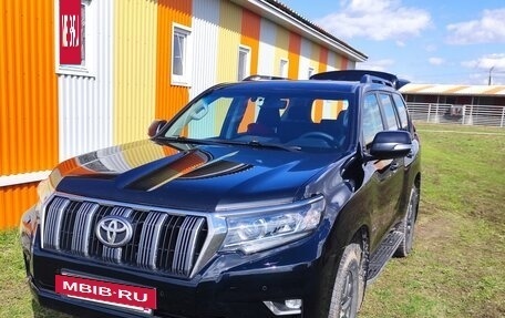 Toyota Land Cruiser Prado 150 рестайлинг 2, 2019 год, 4 500 000 рублей, 3 фотография