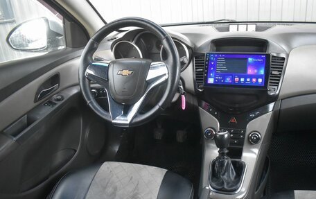 Chevrolet Cruze II, 2010 год, 369 999 рублей, 8 фотография
