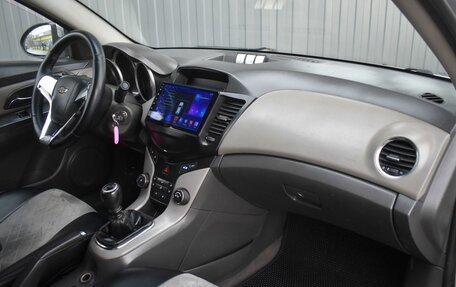 Chevrolet Cruze II, 2010 год, 369 999 рублей, 12 фотография
