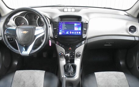 Chevrolet Cruze II, 2010 год, 369 999 рублей, 7 фотография