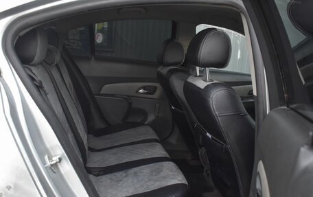 Chevrolet Cruze II, 2010 год, 369 999 рублей, 14 фотография