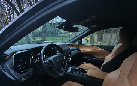 Lexus RX IV рестайлинг, 2023 год, 8 500 000 рублей, 3 фотография