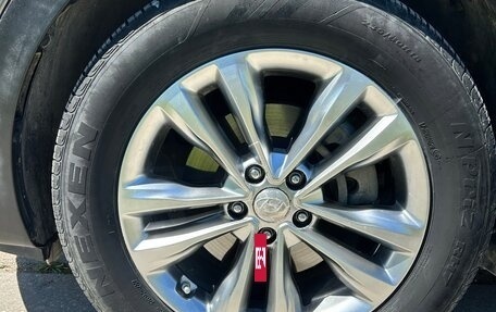 Hyundai Santa Fe III рестайлинг, 2016 год, 2 360 000 рублей, 33 фотография