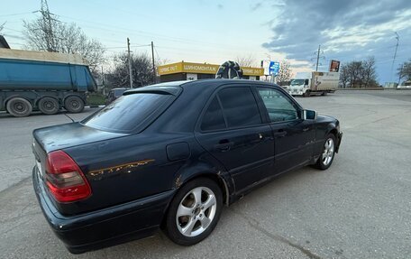 Mercedes-Benz C-Класс, 1997 год, 300 000 рублей, 3 фотография