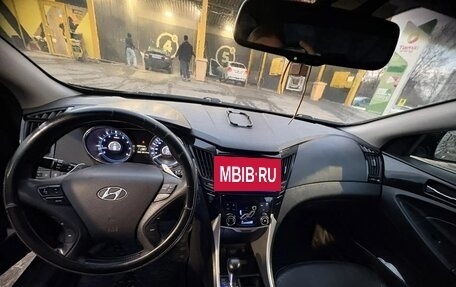 Hyundai Sonata VI, 2012 год, 1 200 000 рублей, 10 фотография