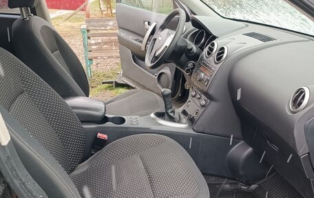 Nissan Qashqai, 2009 год, 750 000 рублей, 3 фотография