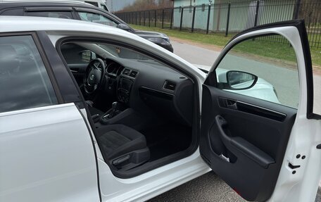 Volkswagen Jetta VI, 2018 год, 1 530 000 рублей, 13 фотография