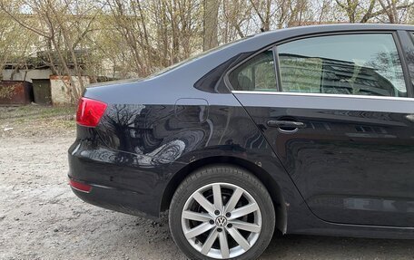 Volkswagen Jetta VI, 2012 год, 900 000 рублей, 11 фотография