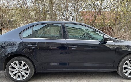 Volkswagen Jetta VI, 2012 год, 900 000 рублей, 10 фотография