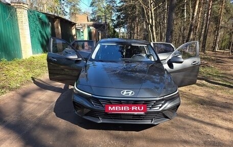 Hyundai Elantra, 2023 год, 2 199 000 рублей, 13 фотография