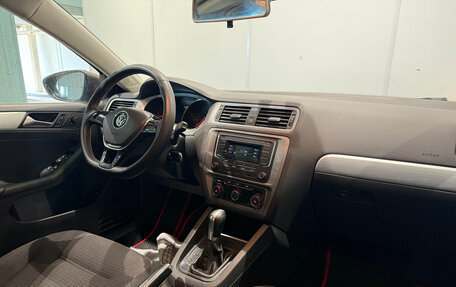 Volkswagen Jetta VI, 2016 год, 1 220 000 рублей, 8 фотография