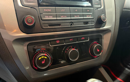 Volkswagen Jetta VI, 2016 год, 1 220 000 рублей, 14 фотография