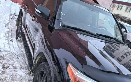 Toyota Land Cruiser 200, 2012 год, 3 880 000 рублей, 2 фотография