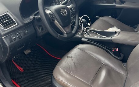 Toyota Avensis III рестайлинг, 2012 год, 1 200 000 рублей, 8 фотография