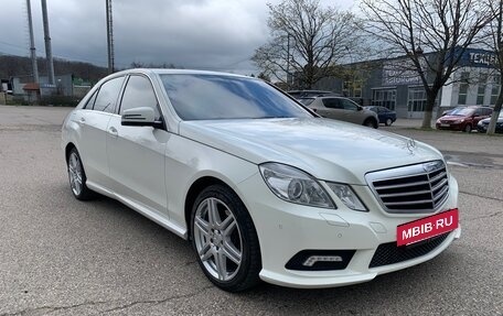 Mercedes-Benz E-Класс, 2010 год, 1 500 000 рублей, 4 фотография