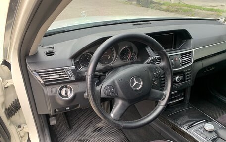 Mercedes-Benz E-Класс, 2010 год, 1 500 000 рублей, 12 фотография