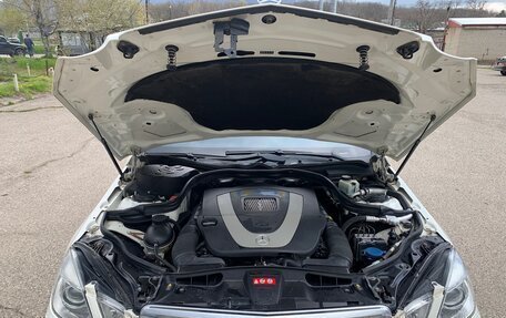 Mercedes-Benz E-Класс, 2010 год, 1 500 000 рублей, 15 фотография