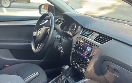 Skoda Octavia, 2017 год, 1 800 000 рублей, 11 фотография