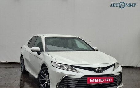Toyota Camry, 2021 год, 3 330 000 рублей, 3 фотография