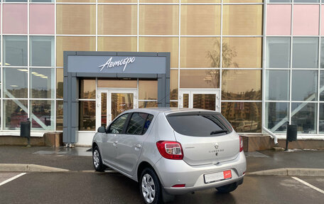 Renault Sandero II рестайлинг, 2018 год, 1 050 000 рублей, 3 фотография