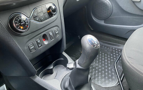 Renault Sandero II рестайлинг, 2018 год, 1 050 000 рублей, 15 фотография