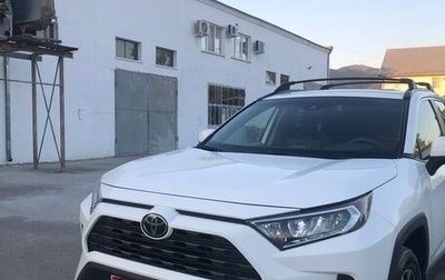 Toyota RAV4, 2019 год, 3 200 000 рублей, 1 фотография