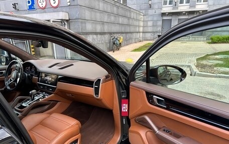 Porsche Cayenne III, 2019 год, 8 850 000 рублей, 6 фотография