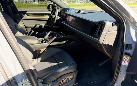 Porsche Cayenne III, 2024 год, 28 900 000 рублей, 19 фотография