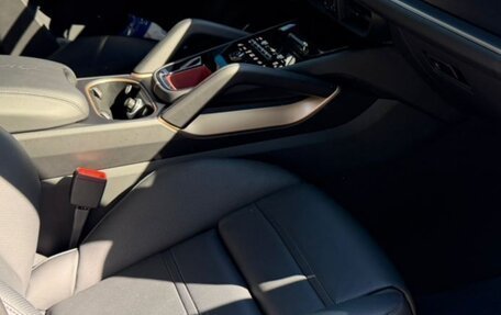 Porsche Cayenne III, 2024 год, 28 900 000 рублей, 20 фотография