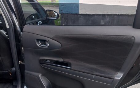 Toyota Wish II, 2013 год, 1 330 000 рублей, 4 фотография