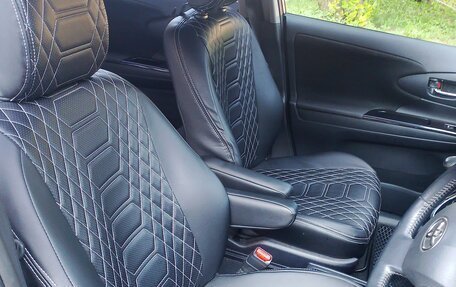 Toyota Wish II, 2013 год, 1 330 000 рублей, 10 фотография