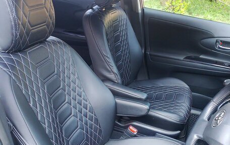 Toyota Wish II, 2013 год, 1 330 000 рублей, 14 фотография