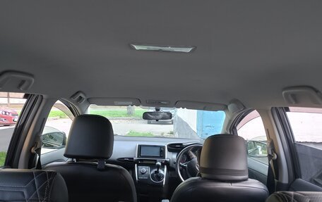 Toyota Wish II, 2013 год, 1 330 000 рублей, 18 фотография