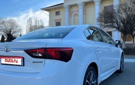 Toyota Avensis III рестайлинг, 2017 год, 1 900 000 рублей, 8 фотография