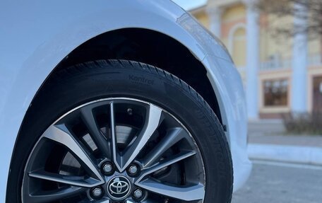 Toyota Avensis III рестайлинг, 2017 год, 1 900 000 рублей, 19 фотография