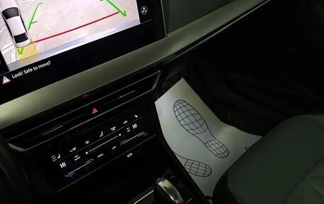Volkswagen Lavida, 2023 год, 1 800 000 рублей, 8 фотография