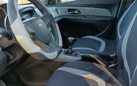 Chevrolet Cruze II, 2012 год, 670 000 рублей, 8 фотография