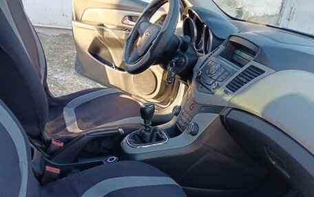 Chevrolet Cruze II, 2012 год, 670 000 рублей, 4 фотография