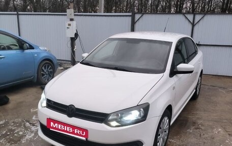 Volkswagen Polo VI (EU Market), 2012 год, 610 000 рублей, 2 фотография