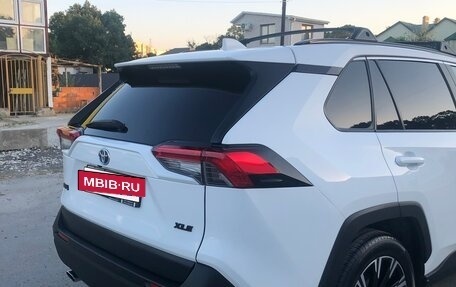 Toyota RAV4, 2019 год, 3 200 000 рублей, 5 фотография